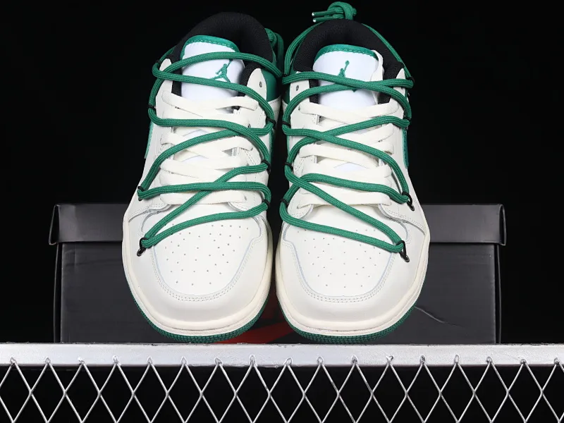 All categories Air Jordan Jordan series basketball shoes Air Jordan 1 Low Air Jordan 1 Low AJ1 Joe 1 customized version Vibe flavor deconstruction sports culture basketball shoes DC0774-850